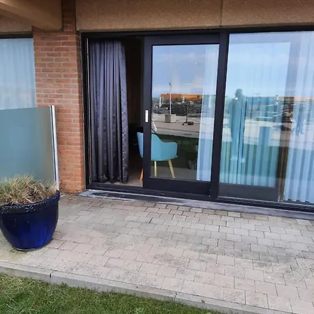 Residentie Den Oever 8 *